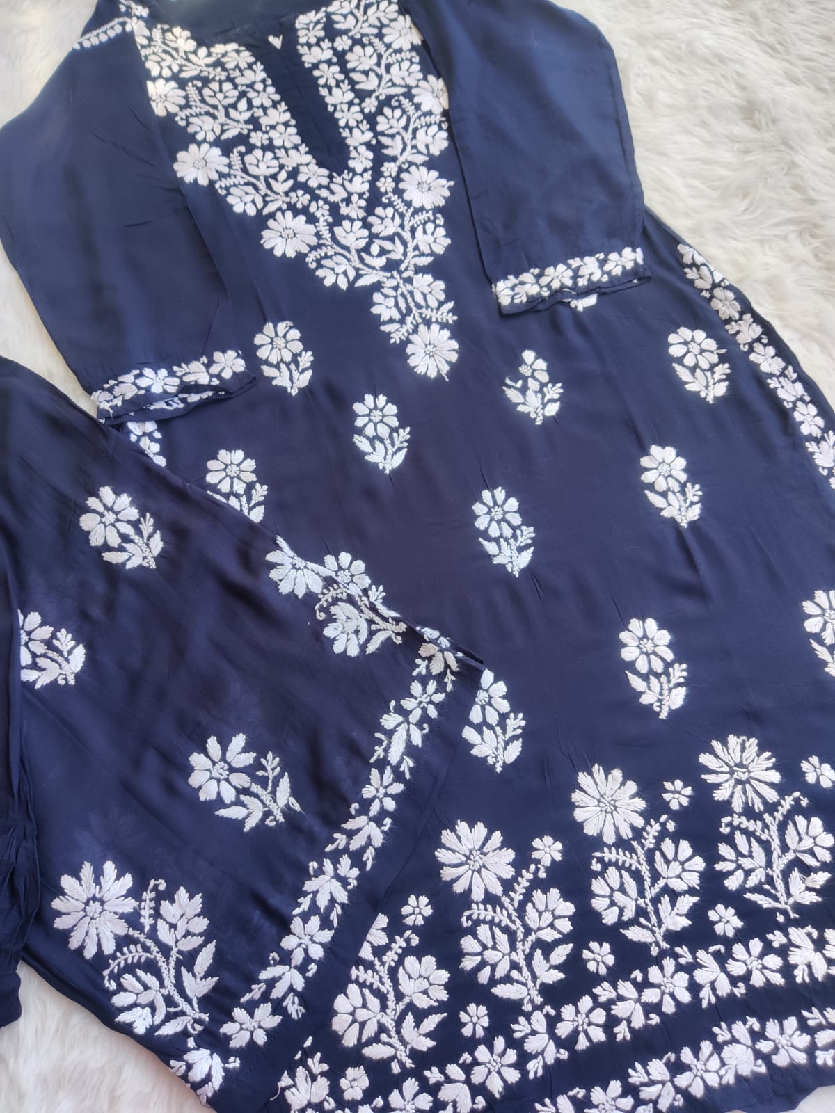Lali Modal Chikankari Kurti Set